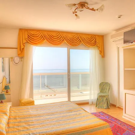 Panama Hotel 3*