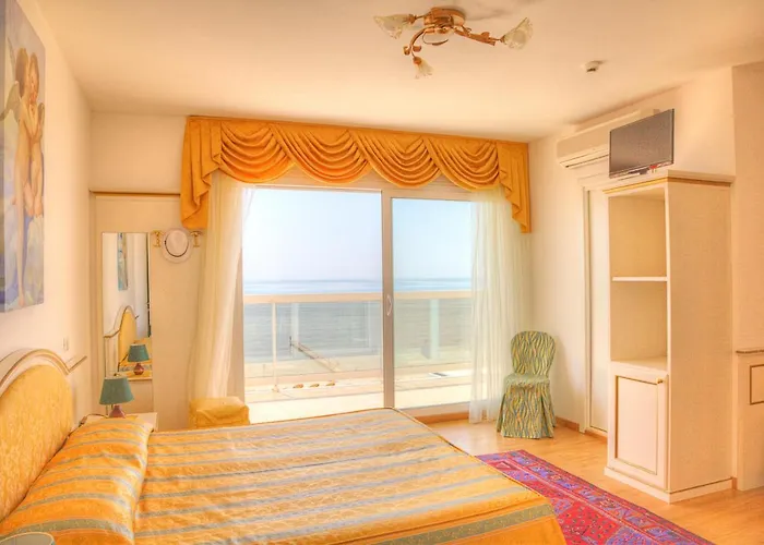 Panama Hotel 3*