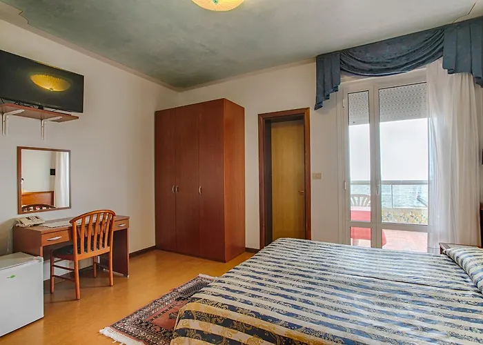 Panama 3*